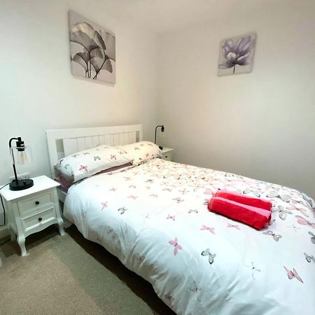 Апартаменти Cosy Corner - Town Centre Flat With Free Nearby Parking Шрусбері Екстер'єр фото